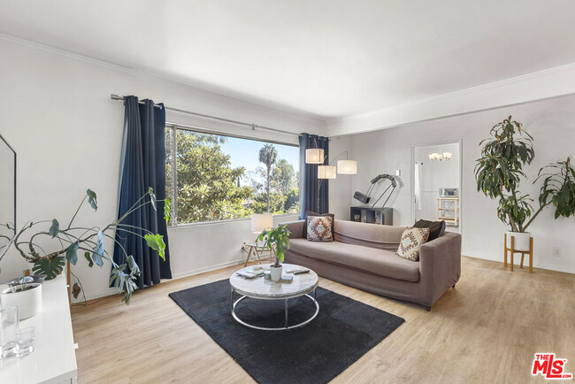 property at 2014 Whitley Ave