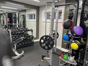 114 Grove St in Stamford, CT - Building Photo - Building Photo