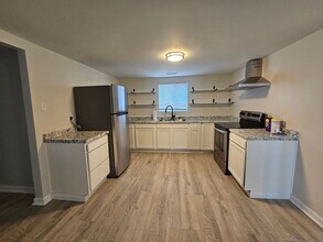 5307 Clover Ave in Louisville, KY - Building Photo - Building Photo