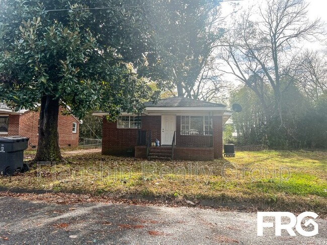 716 W Chestnut St in Goldsboro, NC - Building Photo - Building Photo