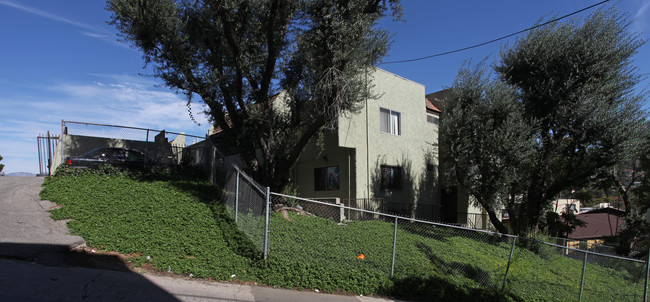 La Montana Apartments in Los Angeles, CA - Building Photo - Building Photo