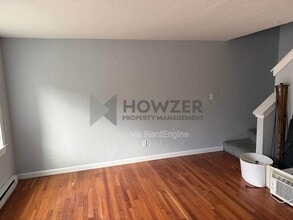 10 Pine Grove Ave in Barnstable, MA - Building Photo - Building Photo