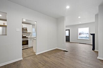 103 Merritt Ave in Pittsburgh, PA - Building Photo - Building Photo