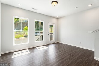 367 Skylar Way SE in Atlanta, GA - Building Photo - Building Photo
