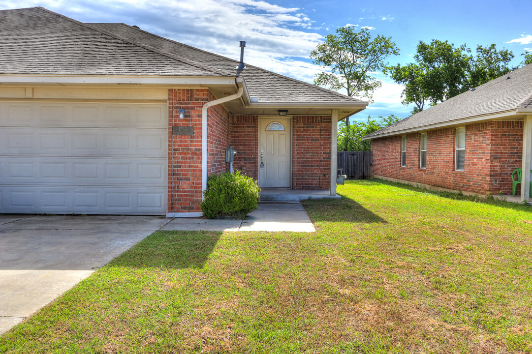 1726 W Palm Pl in Oklahoma City, OK - Building Photo