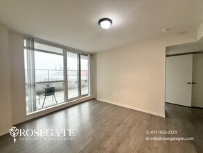 3091 Dufferin St in Toronto, ON - Building Photo - Building Photo