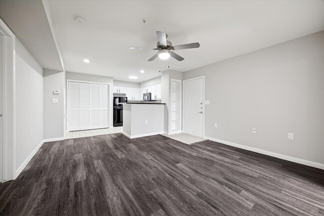 1710 W T C Jester Blvd in Houston, TX - Building Photo - Building Photo