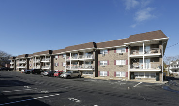 Mariner Apartments in Bradley Beach, NJ - Building Photo - Building Photo