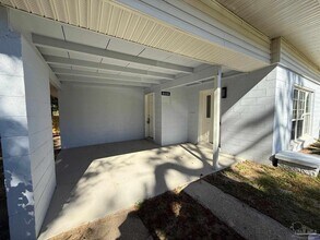 808 Woodland Dr in Pensacola, FL - Building Photo - Building Photo