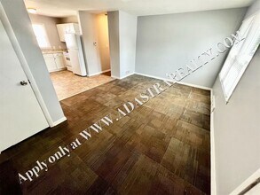 9600 E 18 St S in Independence, MO - Building Photo - Building Photo