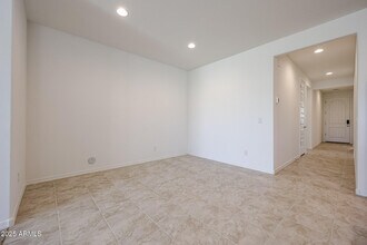 25183 N 172nd Dr in Surprise, AZ - Building Photo - Building Photo