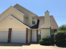 4304 Cheryl Ct in Columbia, MO - Building Photo