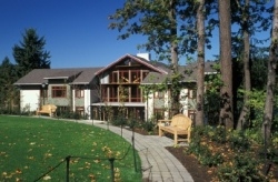 Roberts Hall in Portland, OR - Building Photo