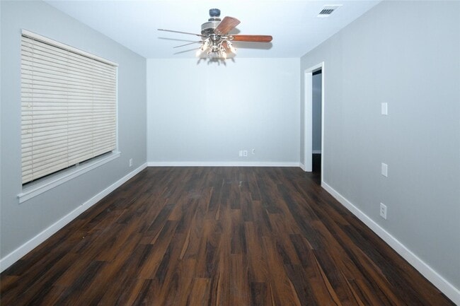 204 E 18th St in Georgetown, TX - Building Photo - Building Photo