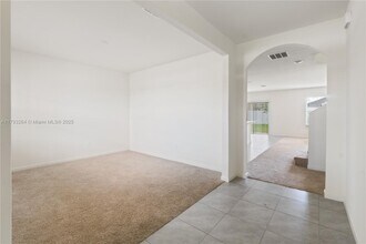 5305 Fantasy Dr in Fort Pierce, FL - Building Photo - Building Photo