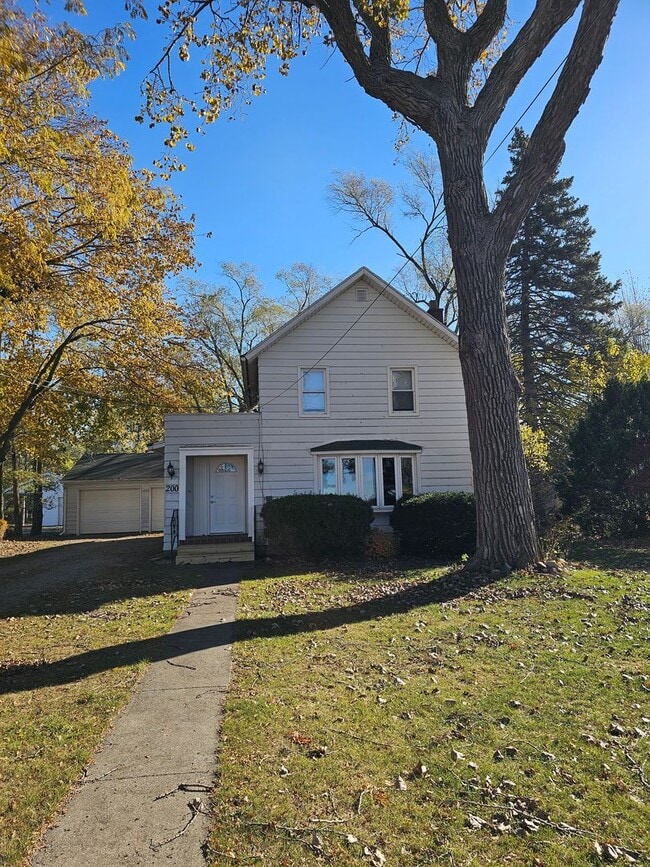 200 N Liberty Hi Rd in Haskins, OH - Building Photo - Building Photo