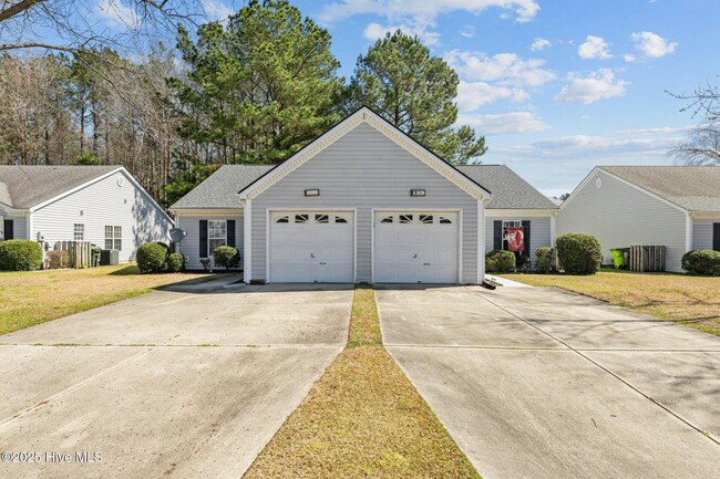 128 Nathan Tisdale Ln in New Bern, NC - Foto de edificio - Building Photo