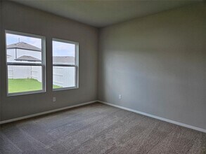 118 Bluestem Dr in Elgin, TX - Building Photo - Building Photo