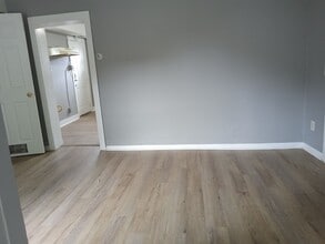 718-720 E Grape St in Vineland, NJ - Building Photo - Building Photo