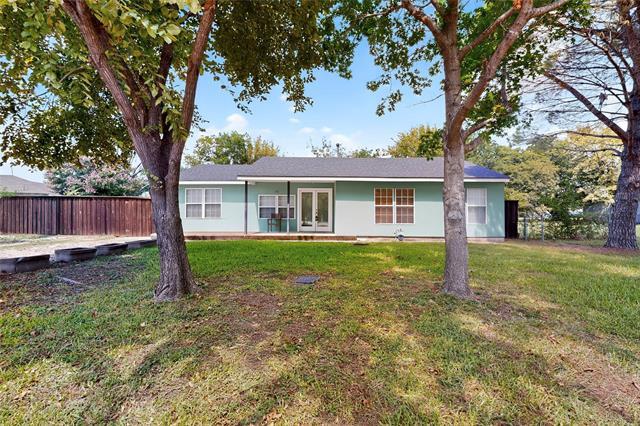 409 Dewitt St in Wilmer, TX - Building Photo