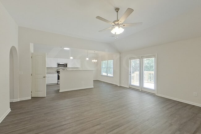 804 Dunvegan Dr in Prattville, AL - Building Photo - Building Photo