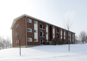 627 Silverbirch Rd Apartments