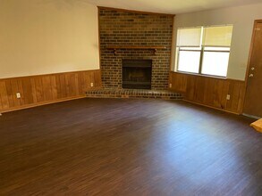 140 Apache St in Leesburg, GA - Building Photo - Building Photo