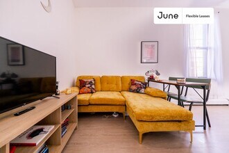 4 Stanwix St in Brooklyn, NY - Building Photo - Building Photo
