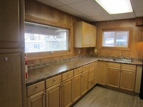 64 Kins Ct in Wareham, MA - Building Photo - Building Photo