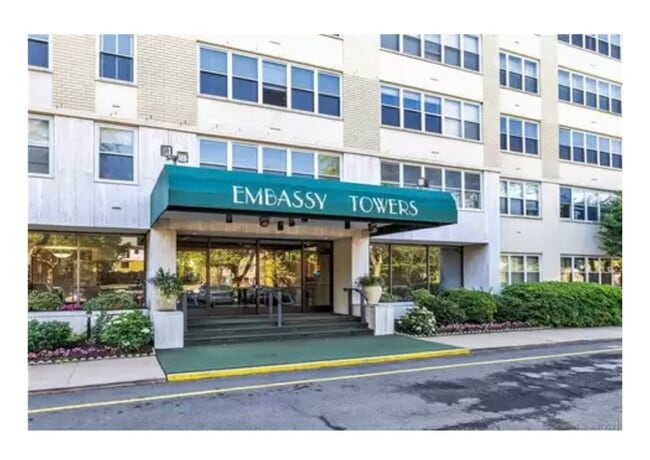 2625 Park Ave, Unit 1L in Bridgeport, CT - Building Photo - Building Photo