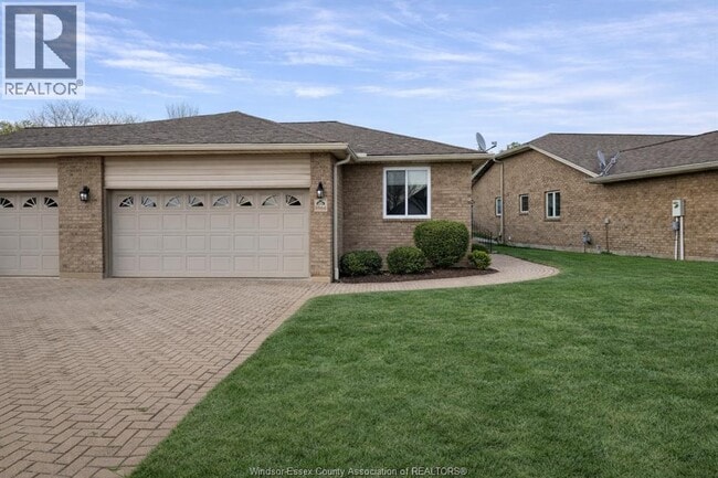 property at 1066 Thurso Way