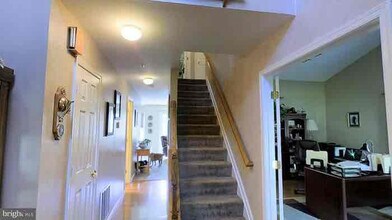 16401 Andrea Ct in Bowie, MD - Building Photo - Building Photo