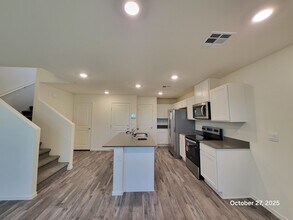 4943 Fern Mesa Ave in Enterprise, NV - Building Photo - Building Photo