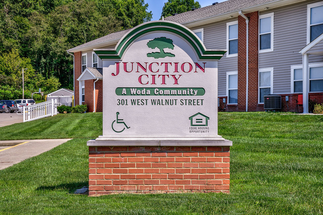 Junction City in Junction City, OH - Building Photo