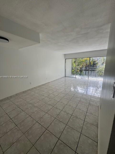 230 NW 87th Ave in Miami, FL - Building Photo