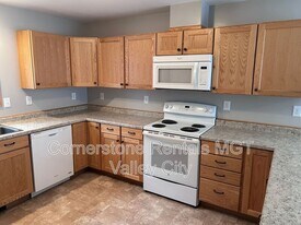 545 4th Ave SW in Valley City, ND - Building Photo