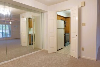 1311 Antoine Dr in Houston, TX - Building Photo - Building Photo