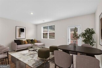 170 Piedmont Ave SE in Atlanta, GA - Foto de edificio - Building Photo