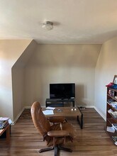 900 Savannah Ave, Unit Third Floor in Pittsburgh, PA - Foto de edificio - Building Photo