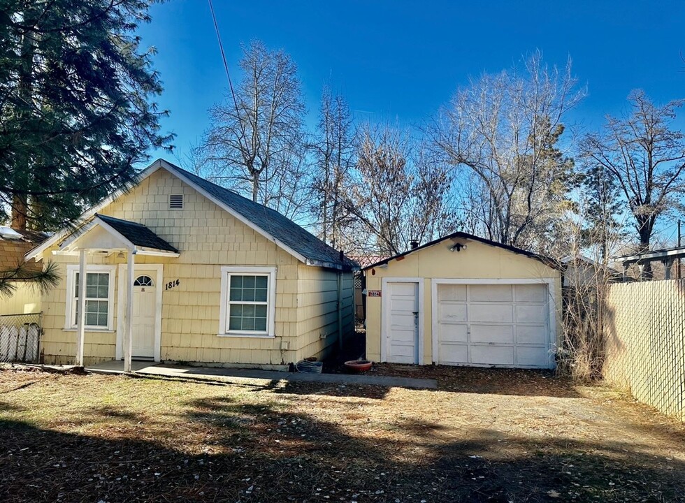 1814 Ivory St in Klamath Falls, OR - Building Photo