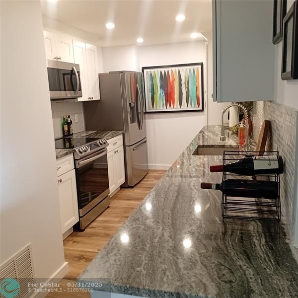 property at 1200 Hibiscus Ave