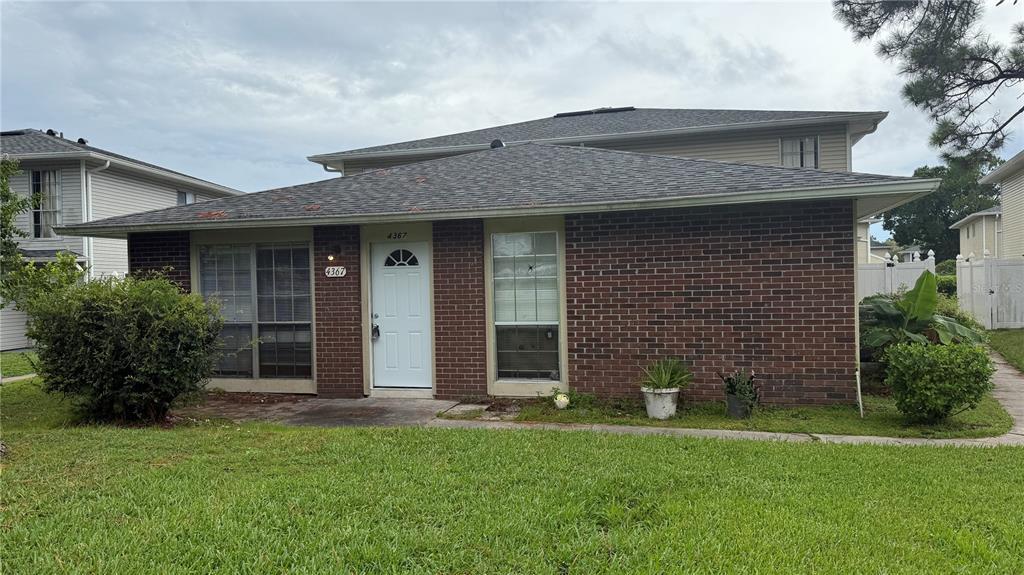 4367 Shadow Crest Pl in Orlando, FL - Foto de edificio