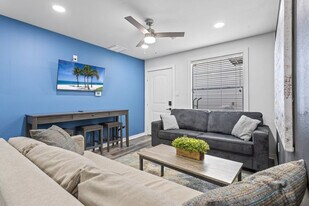 2620 Arbor St in Houston, TX - Building Photo