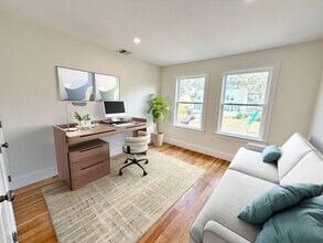 28 Pitcher Ave in Medford, MA - Building Photo - Building Photo