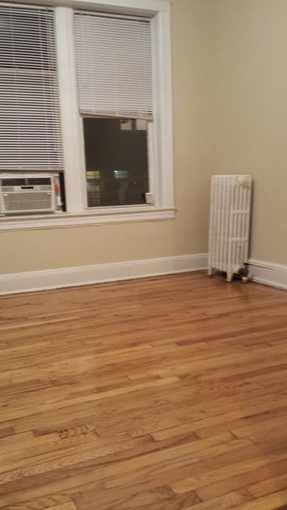 6815 Owls Head Ct in Brooklyn, NY - Foto de edificio