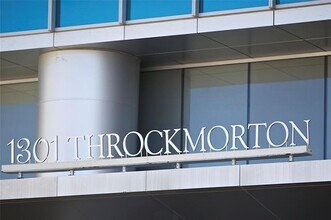 1301 Throckmorton St in Fort Worth, TX - Building Photo - Building Photo