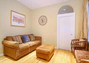 48 Hereford St, Unit A in Boston, MA - Building Photo - Building Photo