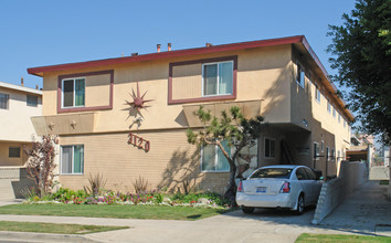 3120 Bagley Ave in Los Angeles, CA - Building Photo - Building Photo