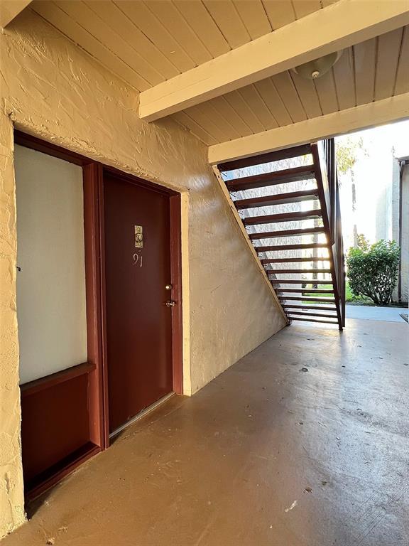 8602 Champlain Ct in Tampa, FL - Building Photo - Building Photo