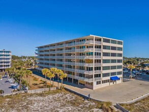 7205 Thomas Dr, Unit FL1-ID1405401P in Panama City Beach, FL - Building Photo - Building Photo